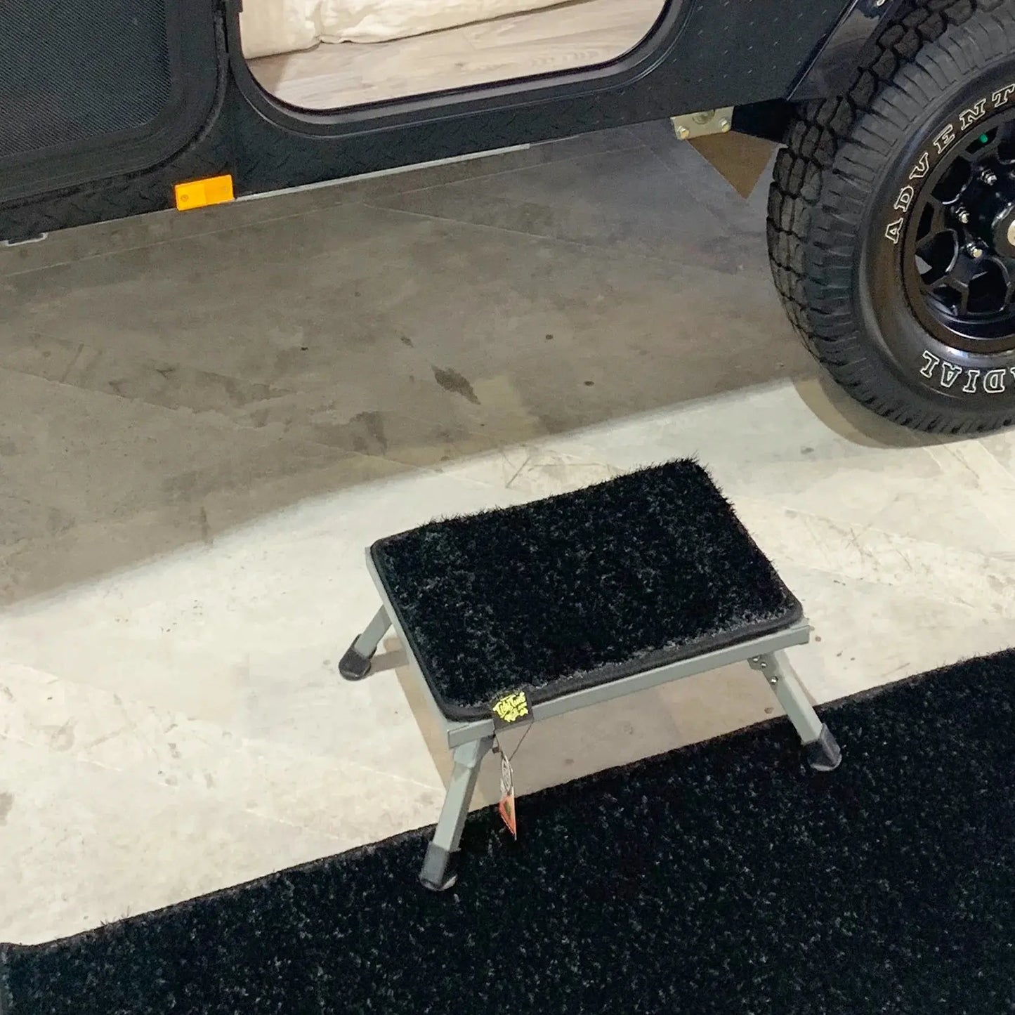 The Nugget Mat - Black TIDY TURF MATS