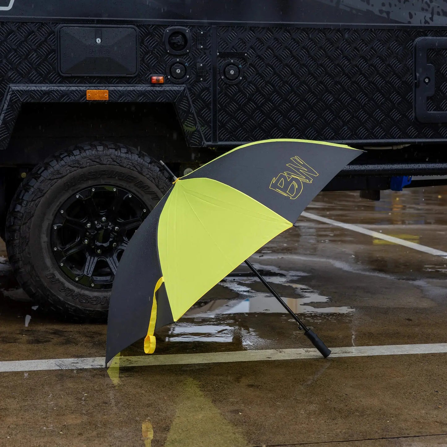 Bushwakka Umbrella Standard - Yellow & Black BUSHWAKKA ADVENTURE GEAR