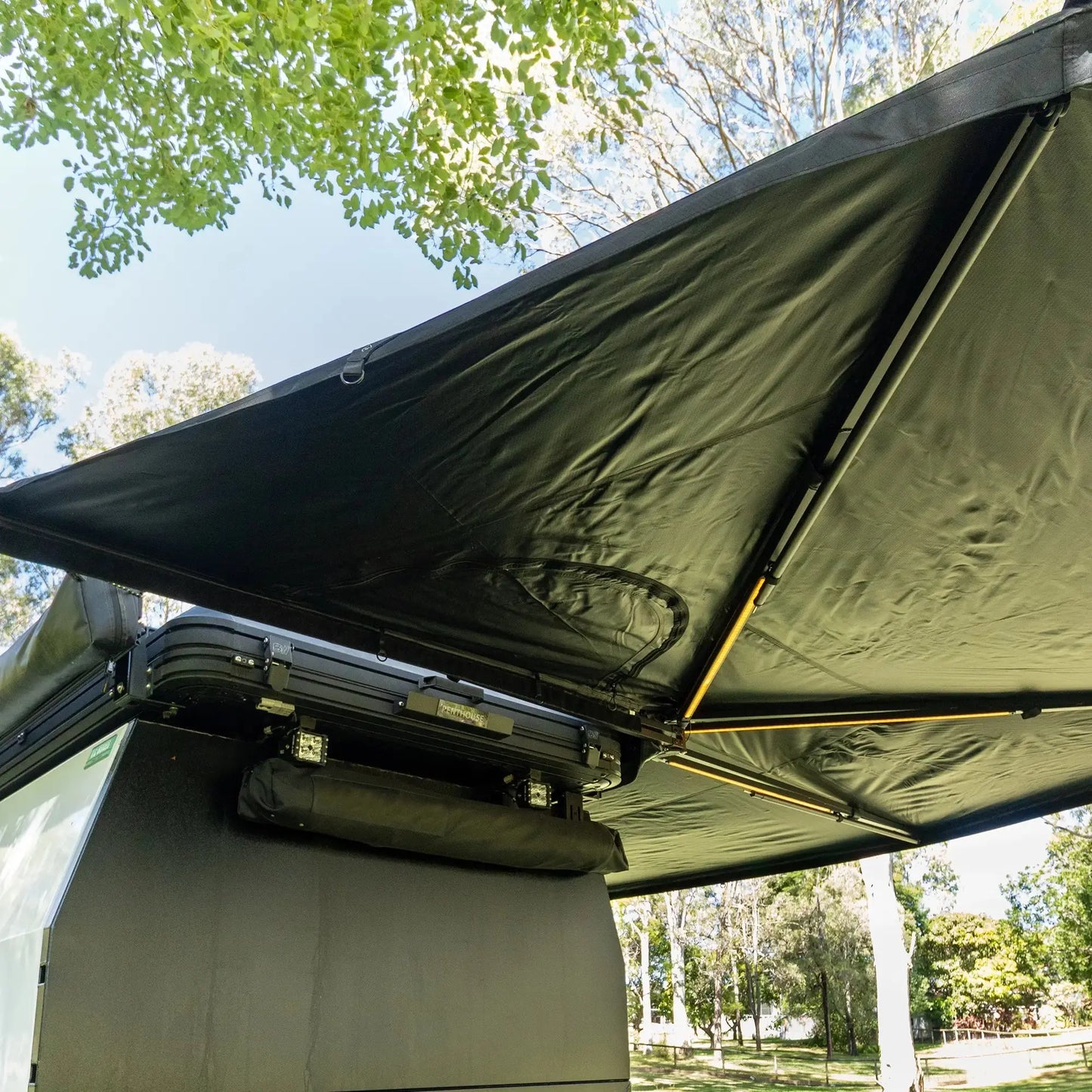 Darkness XL Squared Pro with D-Zip BUSHWAKKA ADVENTURE GEAR