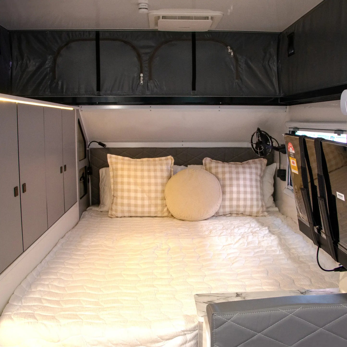 WEGO ES 12.6ft Camper