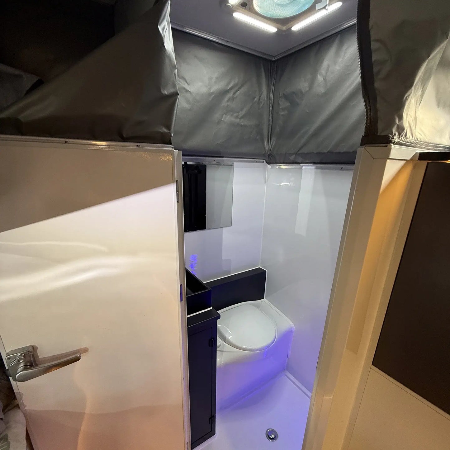 DROVER FAMILY - 16ft Camper