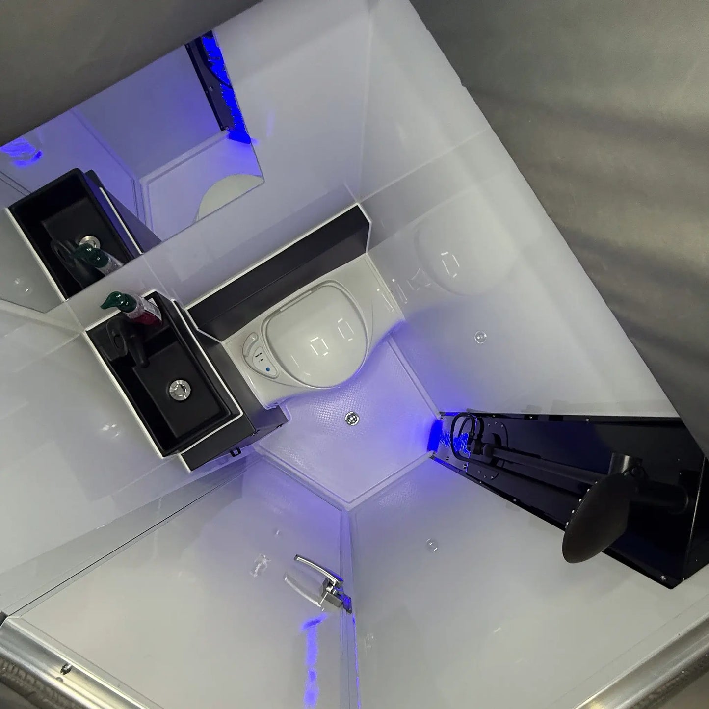 DROVER FAMILY - 16ft Camper