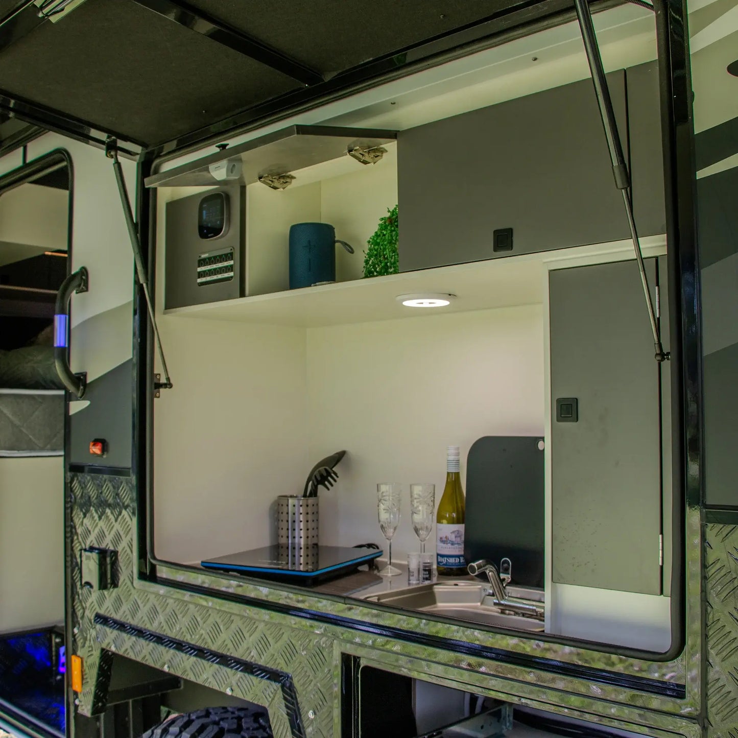 DROVER FAMILY - 16ft Camper