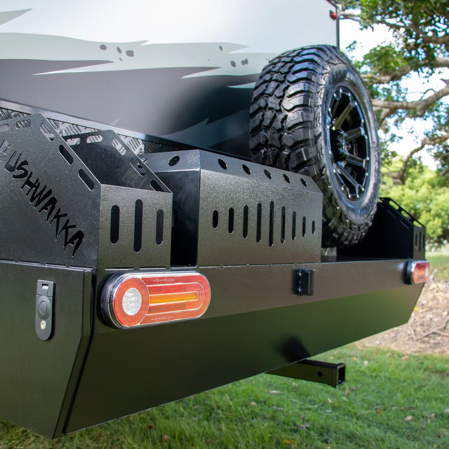 FAKAWI CLUB - 15ft Camper